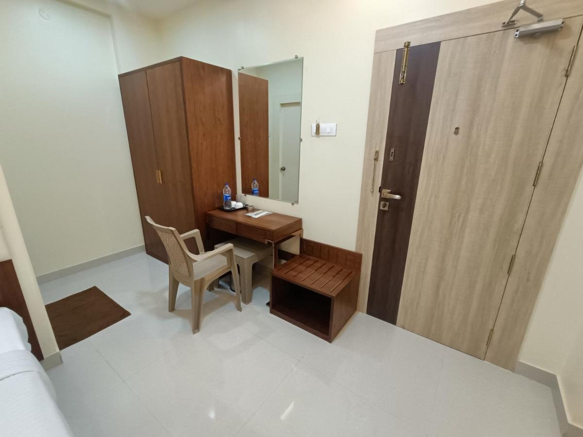 فندق Sri Aswin Grand Nāmakkal المظهر الخارجي الصورة
